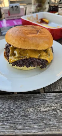 Bild von Herrlich Burgerlich