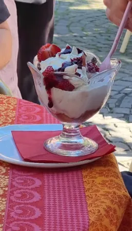 Bild von Cafe Rosa by Anna&Eva Törtlichkeiten