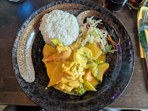 Bild von LINO Restaurant Göppingen | Vietnamesische Spezialitäten und Sushi Bar | Glutamatfrei | Vegan & glutenfrei