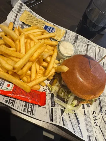 Bild von G.O.A.T. Burger & Bowls