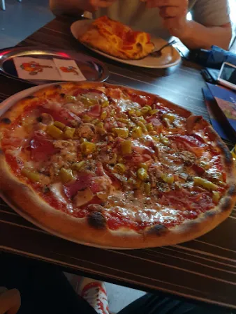 Bild von Café Gelato Pizza Pasta by Elvis