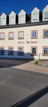 Bild von Dennis R