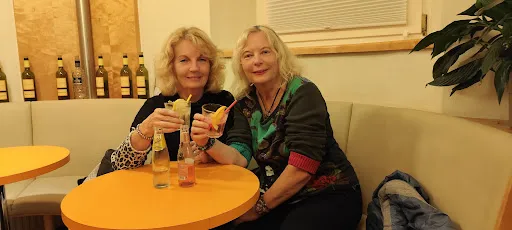 Bild von SUNSIDE cafe.bar.fun