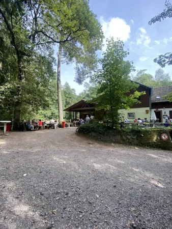 Bild von Edenkobener Hütte am Hüttenbrunnen