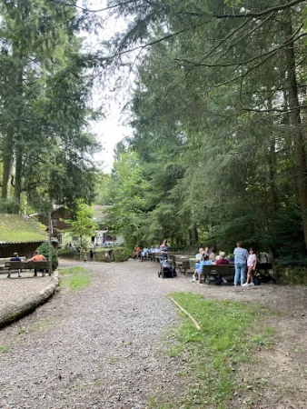 Bild von Edenkobener Hütte am Hüttenbrunnen
