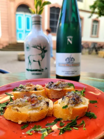 Bild von Glücklich - Tapas Restaurant , Kunst - Café