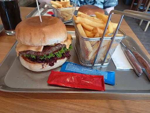 Brasserie Burger & Steak House