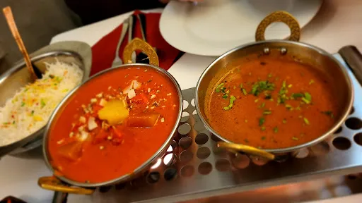 Bild von Red Chillies - Indisches Restaurant, Bar, Lounge. Inhaber S.Dhaliwal