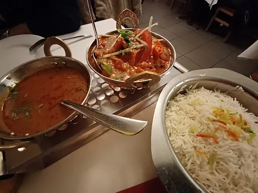 Bild von Red Chillies - Indisches Restaurant, Bar, Lounge. Inhaber S.Dhaliwal