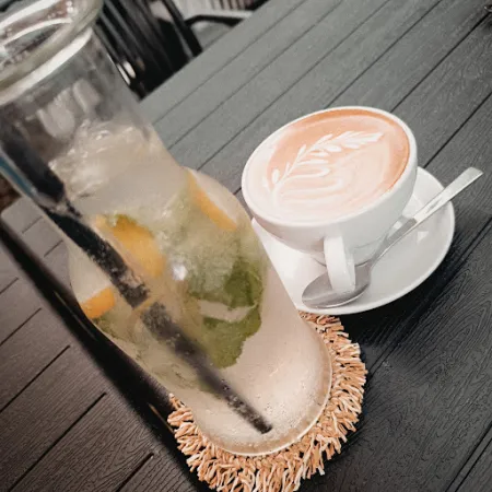 Bild von 9 TO 5 - Café & Brunch