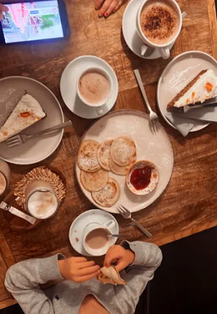Bild von 9 TO 5 - Café & Brunch