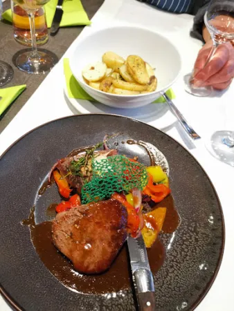 Bild von Restaurant "Die Bühne" -backstage-