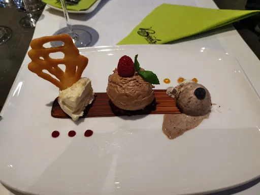 Bild von Restaurant "Die Bühne" -backstage-
