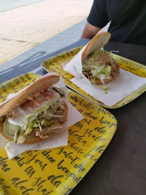 Dönerium, Kebabimbiss