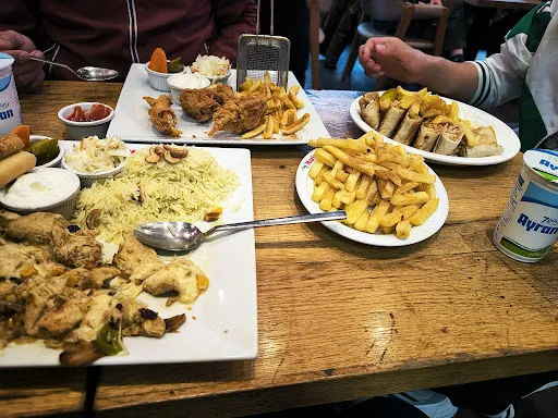 Bild von Marina Restaurant & Café
