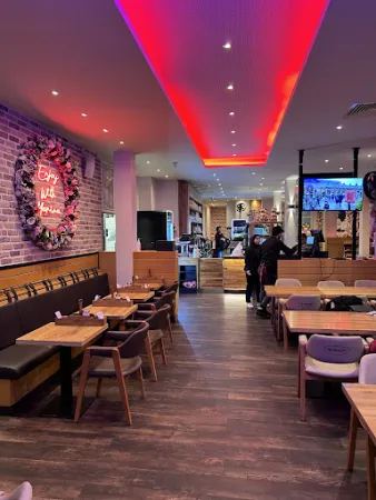 Bild von Marina Restaurant & Café
