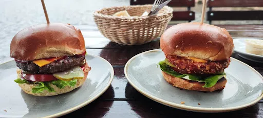 Bild von Schweinske Restaurant in Hamburg Bergedorf - Schnitzel, Burger & Frühstück