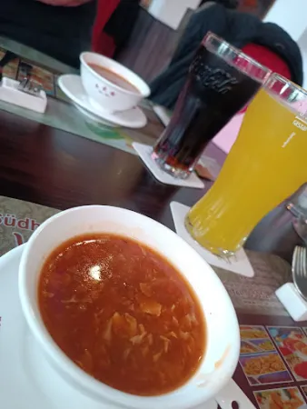 Bild von Mr. Wu Chinesisch und Mongolisches Restaurant & Hotel Mit Kegelbahn