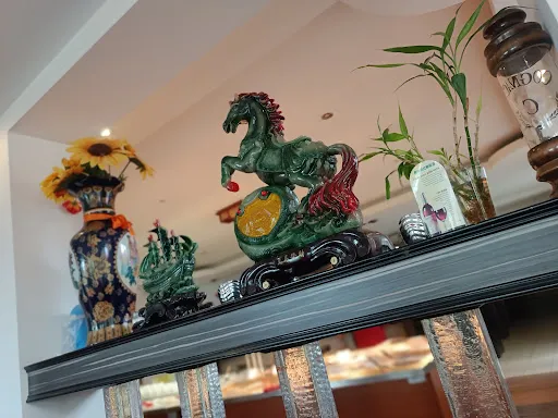 Bild von Mr. Wu Chinesisch und Mongolisches Restaurant & Hotel Mit Kegelbahn