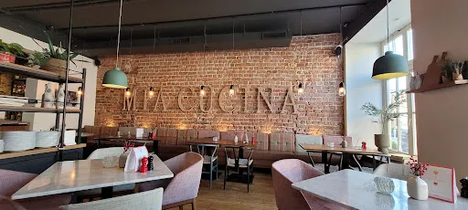 Bild von Piccanti, Cafe, Pizzeria, Bar Restaurant