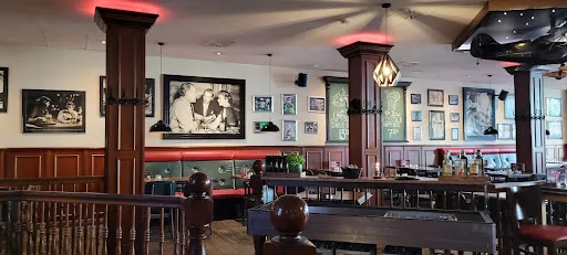 Bild von Hemingway's - Café, Bar, Restaurant
