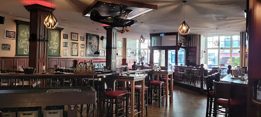 Bild von Hemingway's - Café, Bar, Restaurant