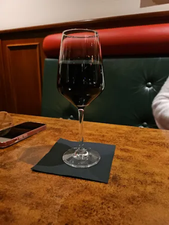 Bild von Hemingway's - Café, Bar, Restaurant