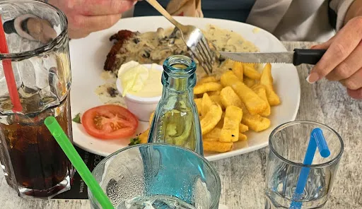 Bild von M-ONE Cafe-Bar Restaurant Celle