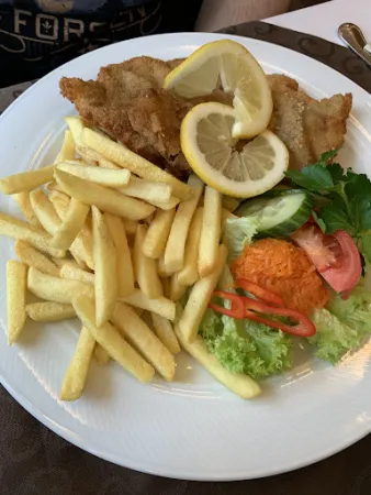 Bild von Hof von Oldenburg Jever - Frühstück / Mittagessen / Kuchen