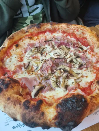 Bild von Dejavu Pizza by Sacco Weiz