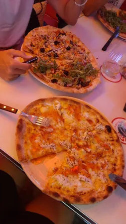 Bild von Ladi's Pizza Diner