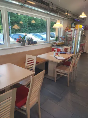 Bild von Bahnhof Strobl Buffet