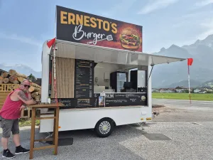 Ernesto's Burger