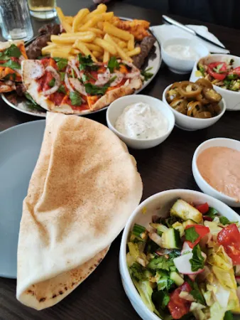 Bild von Cedars of Lebanon Restaurant