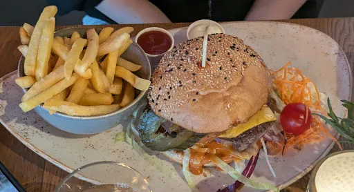 Bild von bratar Burger Grill Bar | Karlsruhe (ECE)