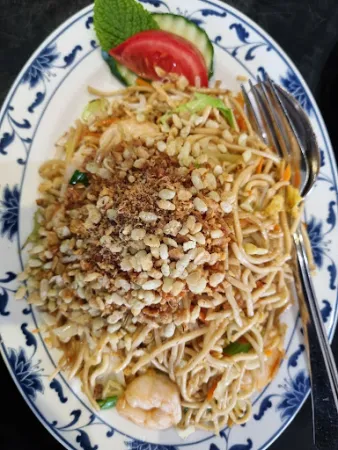 Bild von Champa Ney Balance Food