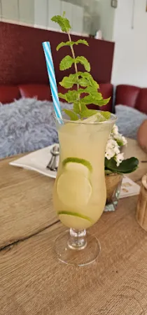 Bild von Champa Ney Balance Food