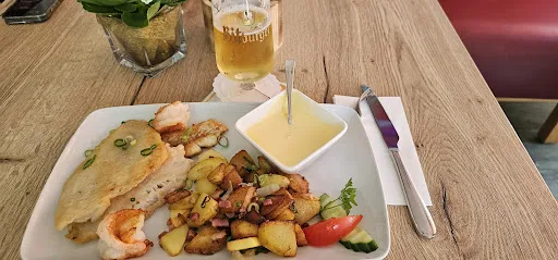 Bild von Champa Ney Balance Food