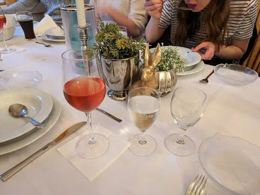 Bild von Hotel-Restaurant "Zum-Hellhügel"