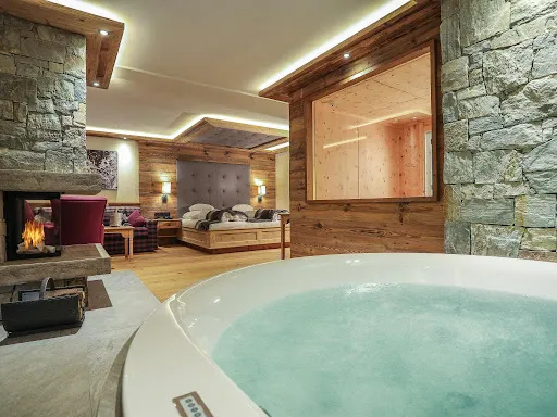 Bild von Hotel-Restaurant "Zum-Hellhügel"