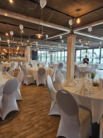 Bild von Deichkrone Café Restaurant Bar - CE Franchise GmbH
