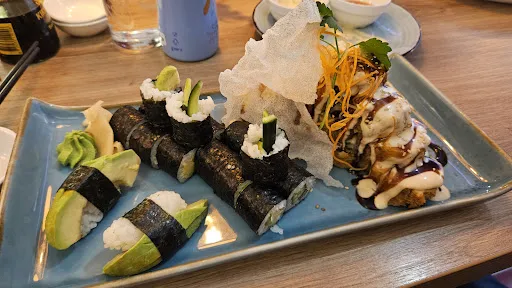 Bild von Restaurant 77, Sushi und Vietnamesische Küche