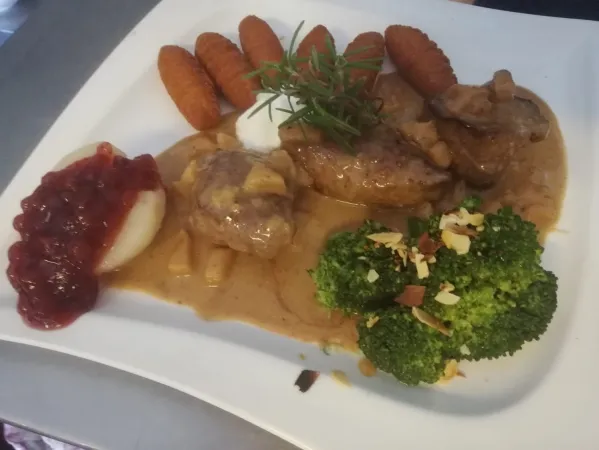 Bild von Gasthaus und Schilifte Feistritzsattel