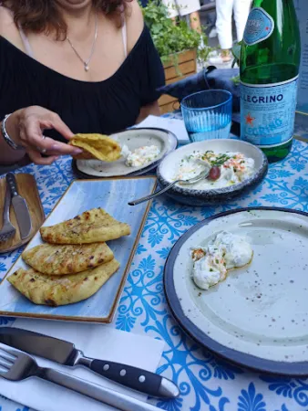 Bild von Iris Modern Greek Restaurant