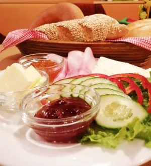 Bakery and Snack bar