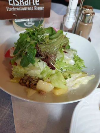 Bild von Fischrestaurant Schloßteichstüberl