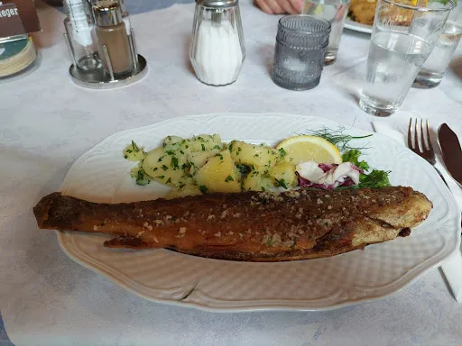 Bild von Fischrestaurant Schloßteichstüberl