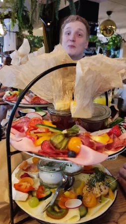 Bild von Leo - Essen | Trinken | Schlafen | Tanzen
