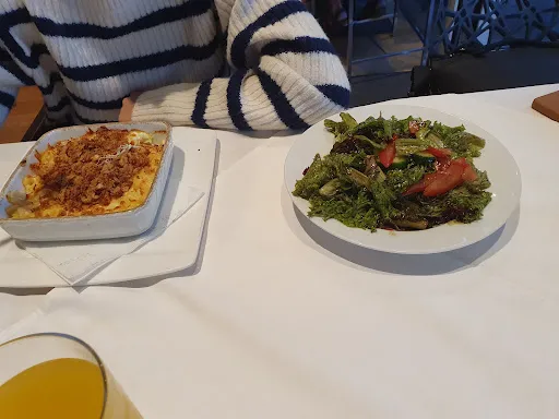 Bild von Restaurant Mediterran - Sari Haci Hyseyin