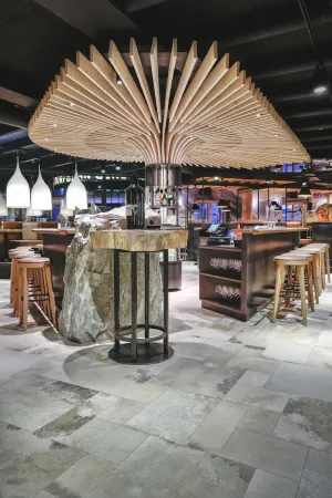 Bild von Gaspis Woodfired Restaurant &amp; Bar direkt an der Dorfbahn der Zillertal Arena in Gerlos | Zillertal
